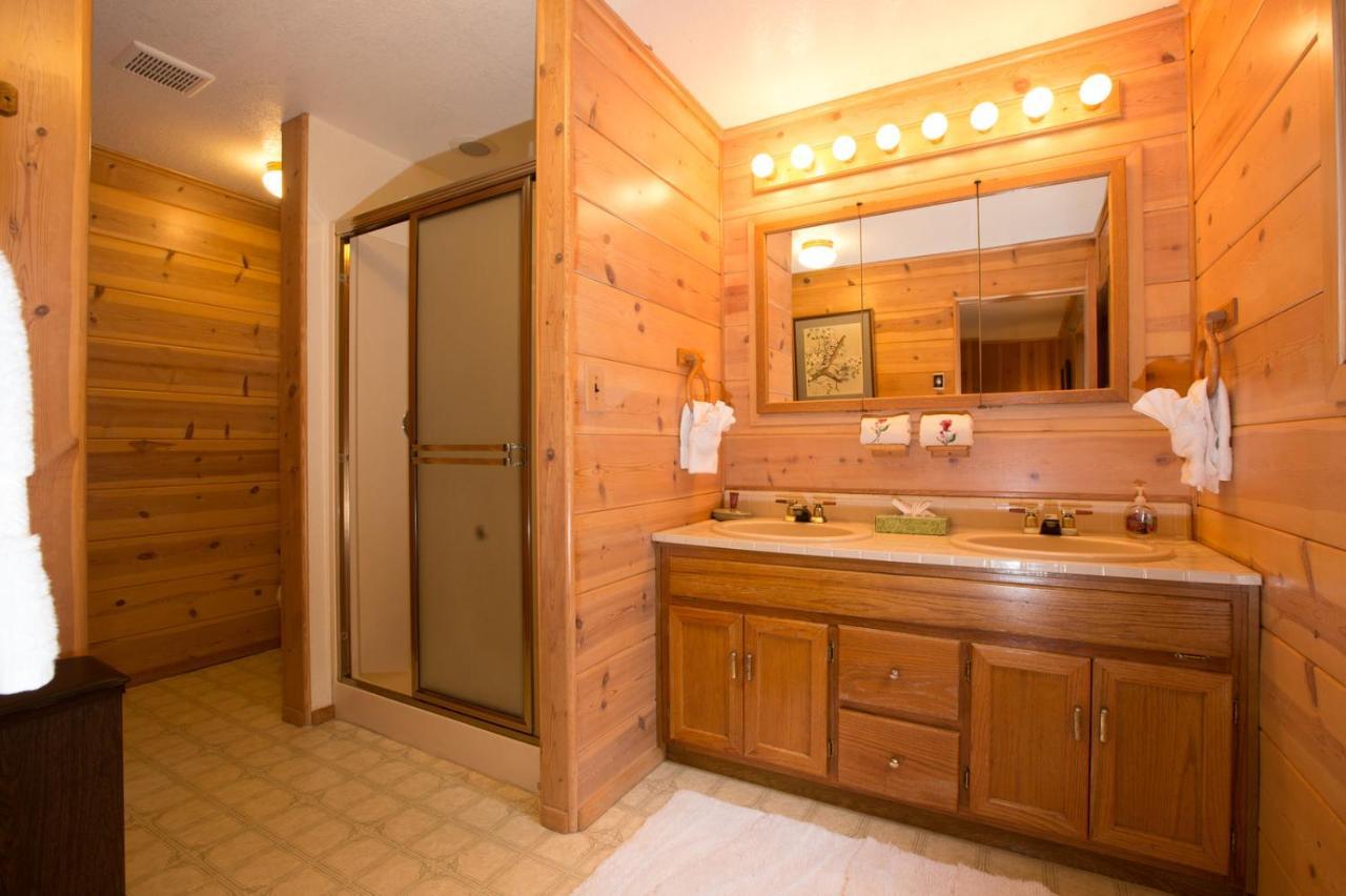 Mirror Pond Bungalow Bend Ngoại thất bức ảnh